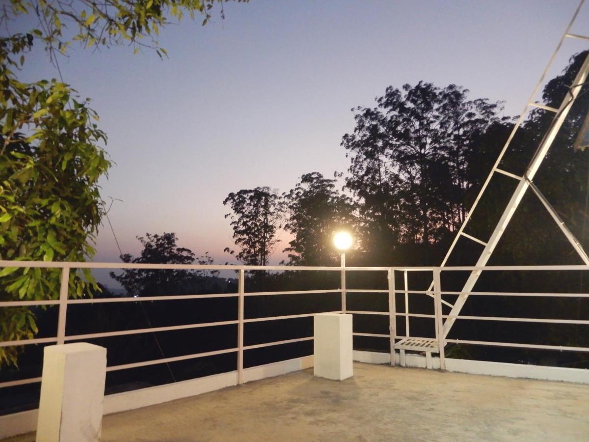 Drizzle Valley Cottage Munnar Εξωτερικό φωτογραφία