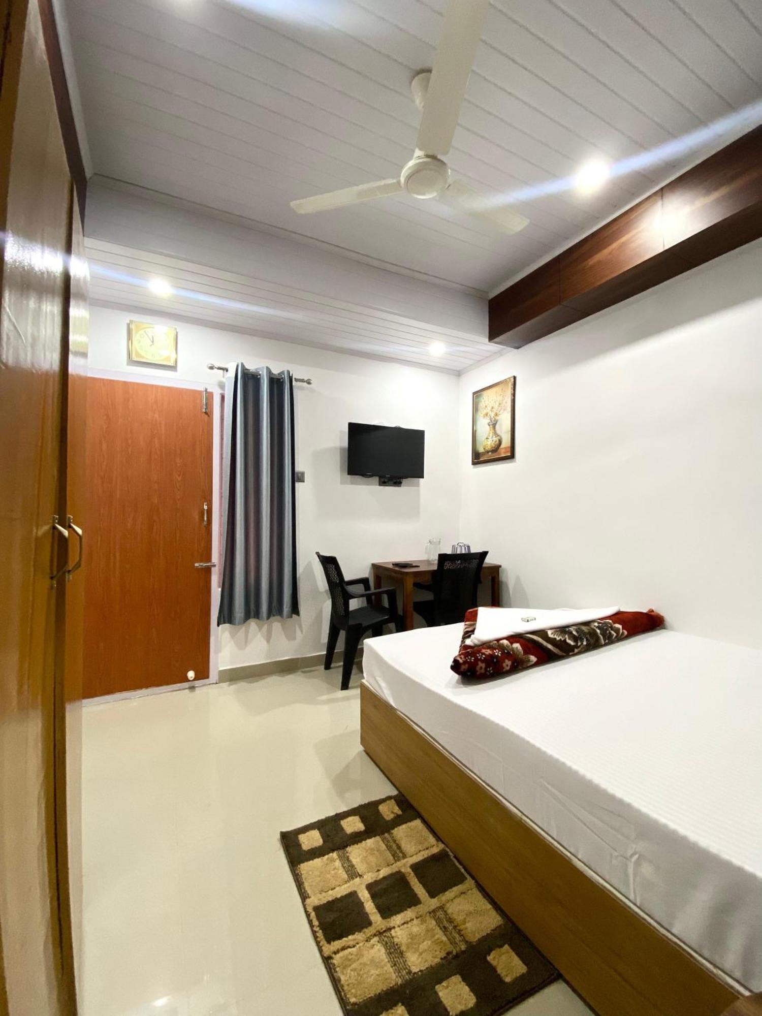 Drizzle Valley Cottage Munnar Εξωτερικό φωτογραφία