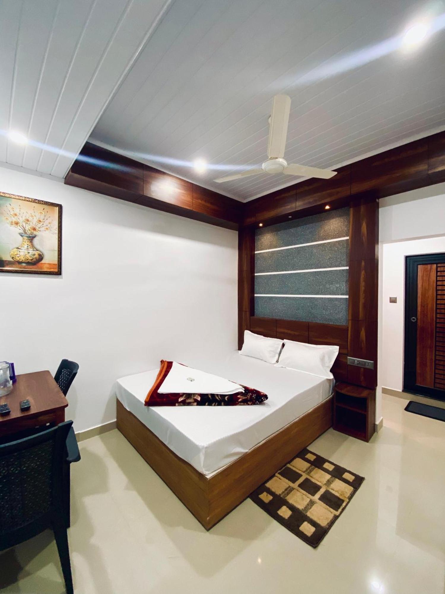 Drizzle Valley Cottage Munnar Εξωτερικό φωτογραφία